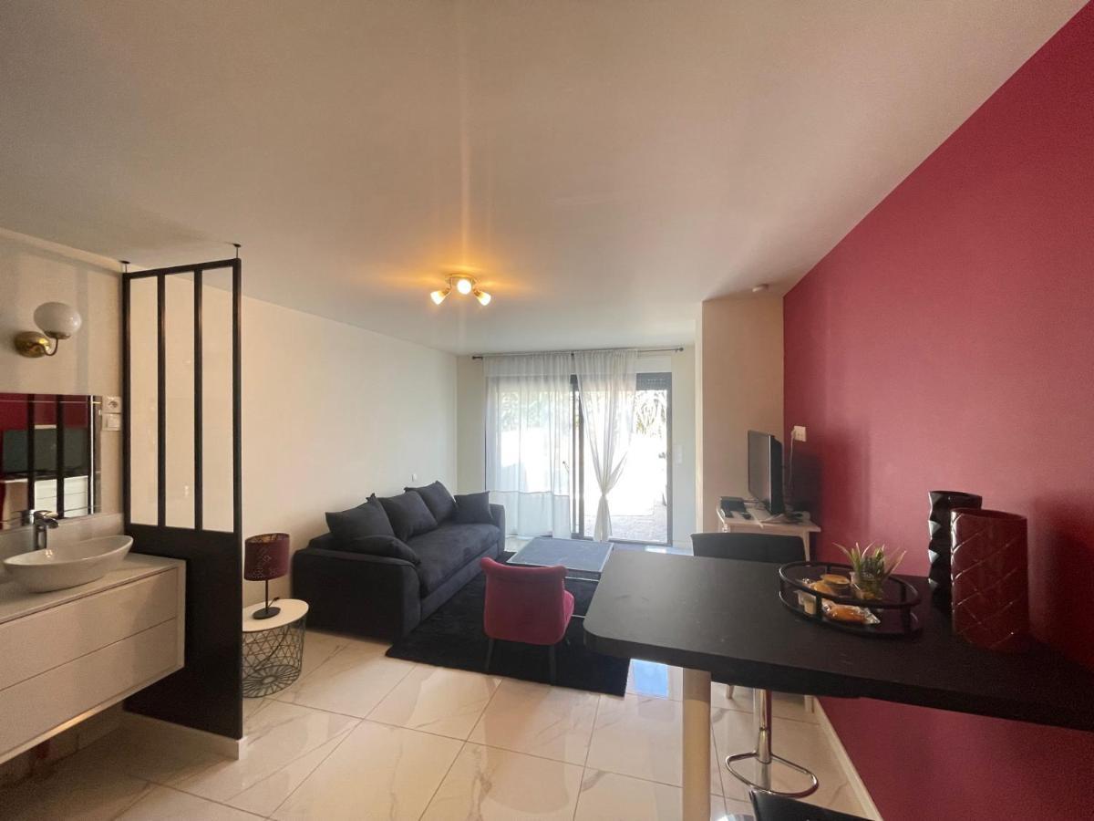 Studio Barok Proche Autoroute, Plages Et Attractions, Wifi - Tv, Calme Bessan Bagian luar foto