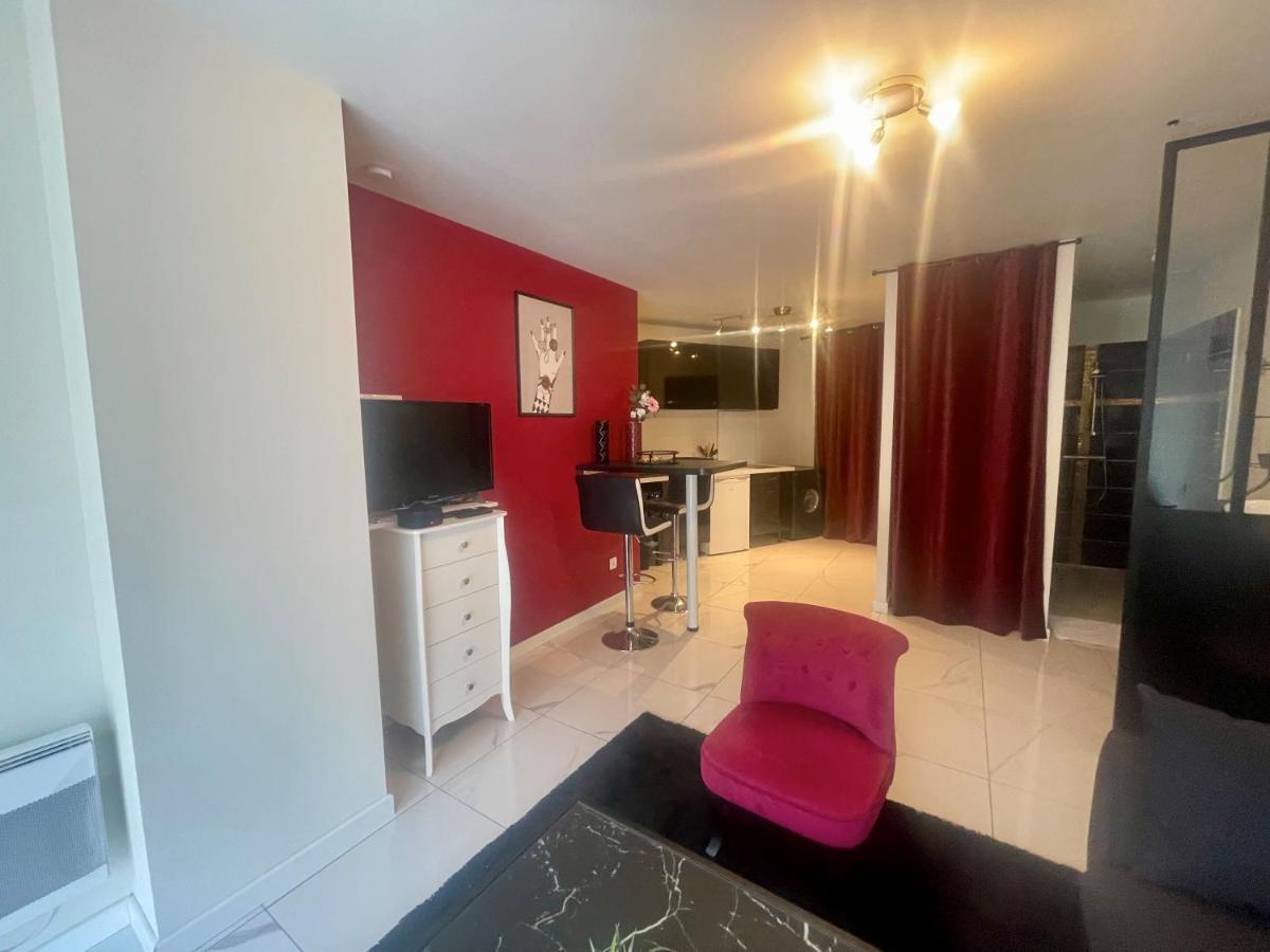 Studio Barok Proche Autoroute, Plages Et Attractions, Wifi - Tv, Calme Bessan Bagian luar foto